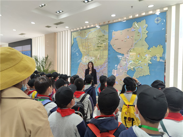 国际博物馆日“青岛水务博物馆”首迎40名师生