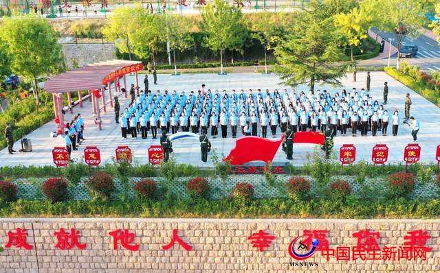 誓言铮铮，凝“新”聚力——恒星学院举行2022年新教师入职宣誓仪式