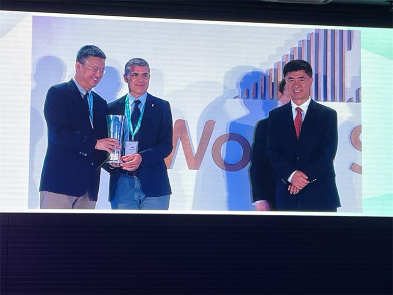 全球年度唯一获奖城市：青岛喜获世界帆船联合会2022主席发展奖