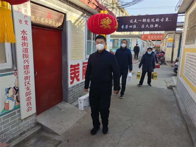 青岛莱西：水集街道携手“双报到”中国人寿党组织开展新春送温暖走访慰问活动