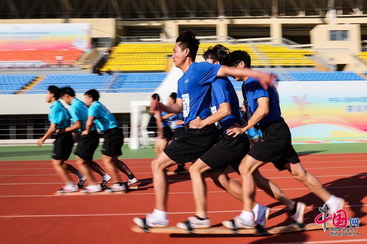 少数民族传统体育运动会｜板鞋竞速 团队默契大比拼